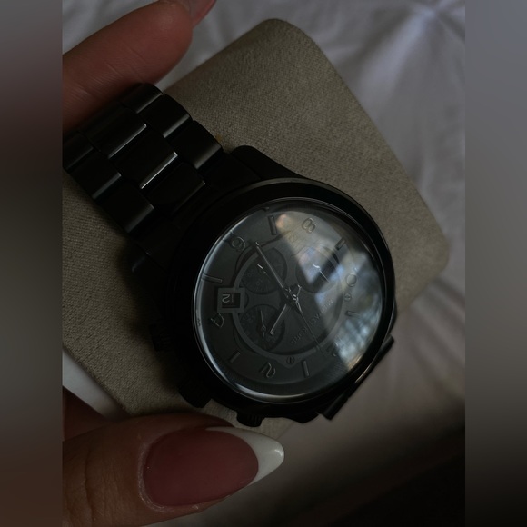 Michael Kors Unisex Watch - Picture 2 of 8